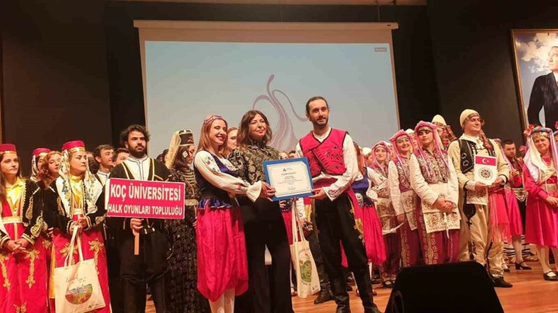 Uluslararası Folklor Festivali’nde Bursa Uludağ Üniversitesi rüzgarı Bursa Uludağ Üniversitesi (BUÜ) Halk Oyunları Topluluğu, bu yıl 15.si
