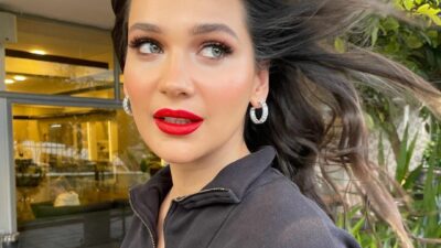 İddialı pozlarına yorum yağdı!