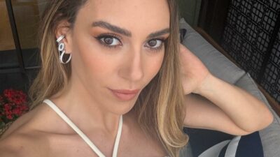 Sinem Kobal’dan romantik paylaşım!