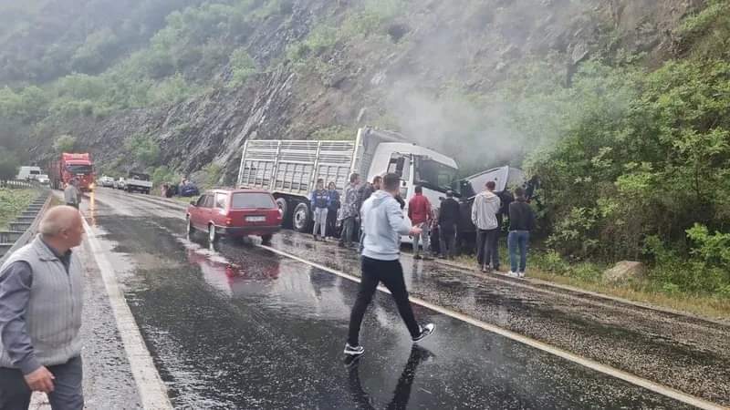 Bursa’nın korku yolu! ‘Böylesi Güneydoğu mezralarında yok’