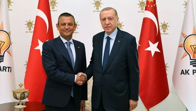 Cumhurbaşkanı Erdoğan, CHP lideri Özgür Özel ile görüştü