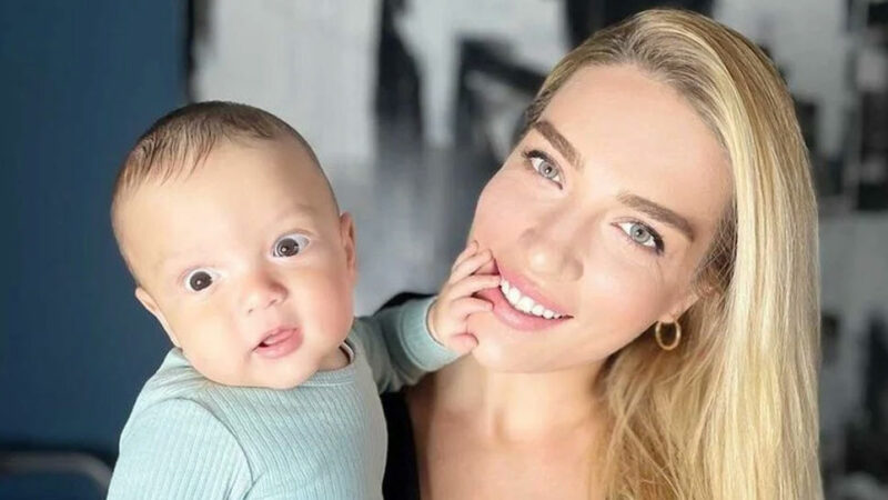 Sunucu Cansu Canan Özgen’in oğluna bakıcı şiddeti Ünlü sunucu Cansu Canan Özgen'in 3 yaşındaki oğlunun, bakıcısı tarafından