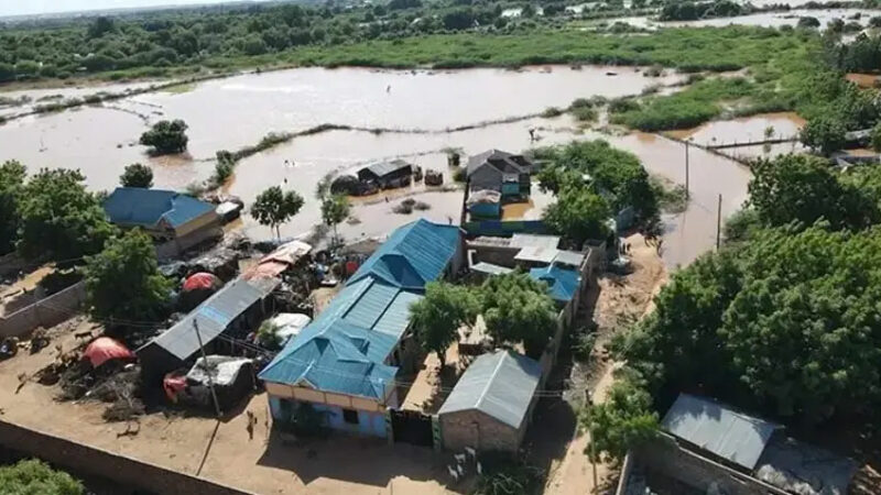 Korkunç sel felaketi: Can kaybı en az 277