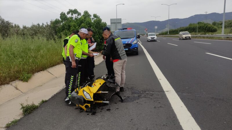 Bursa'da iki motosiklet çarpıştı. Kazada iki sürücü de yaralandı.