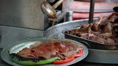 Bursa'da, Türk Mutfağı Haftası etkinlikleri kapsamında, coğrafi işaretli ve yöreye