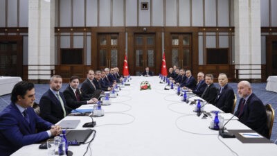 Ekonomi yönetimi toplandı