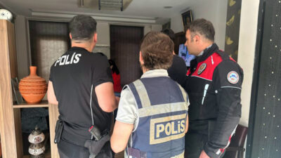 Bursa’da masaj salonlarına şok baskın