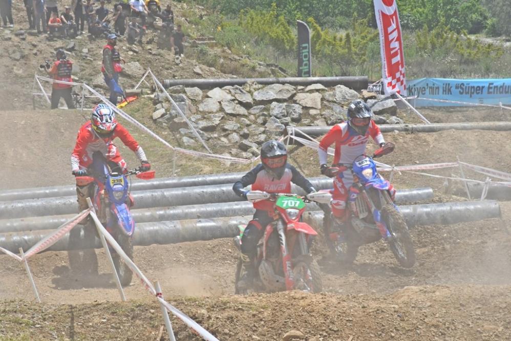 Bursa’da nefes kesen yarış