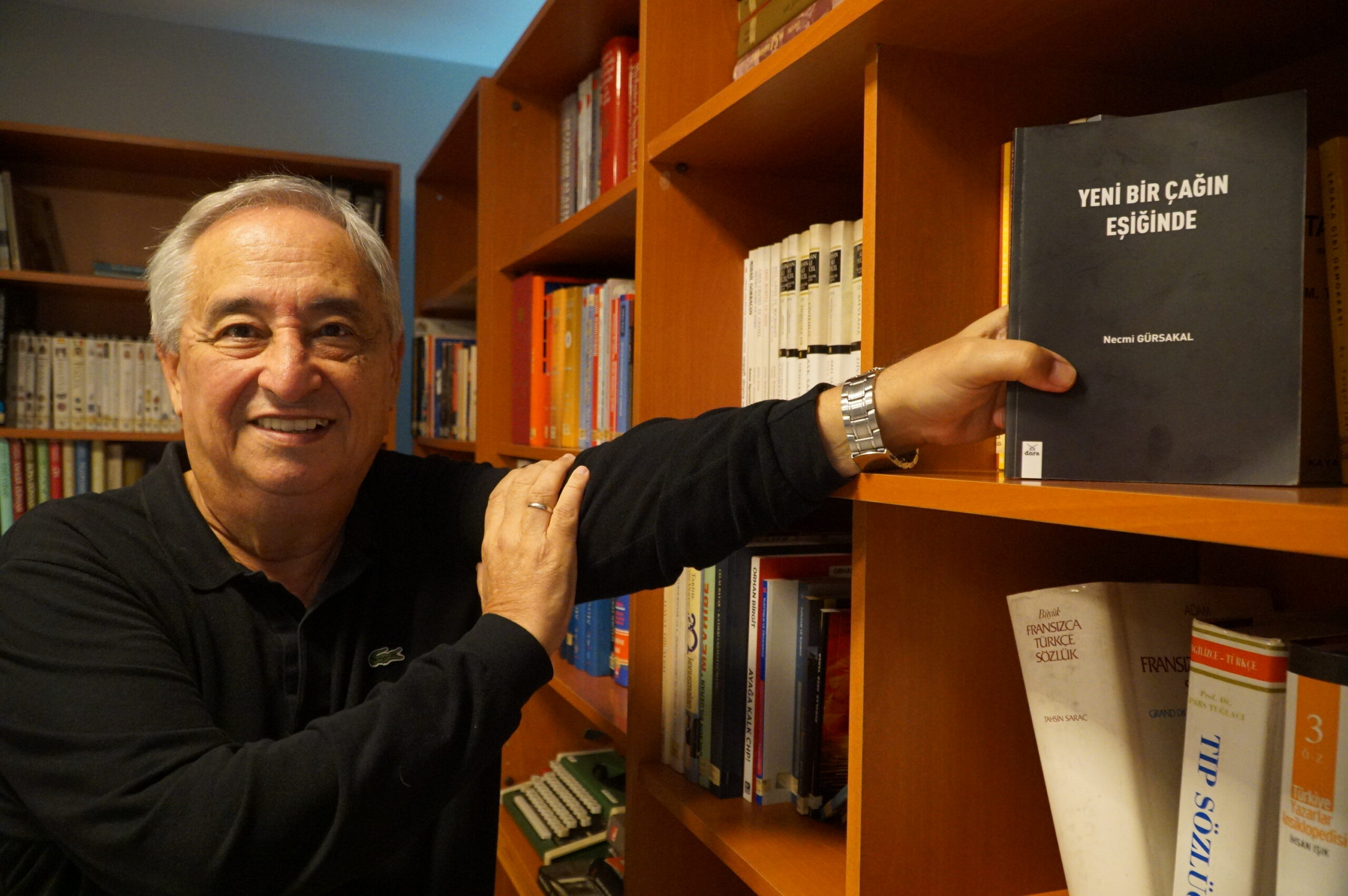 Prof. Dr. Necmi Gürsakal’dan yeni kitap, ‘Yeni Bir Çağın Eşiğinde’
