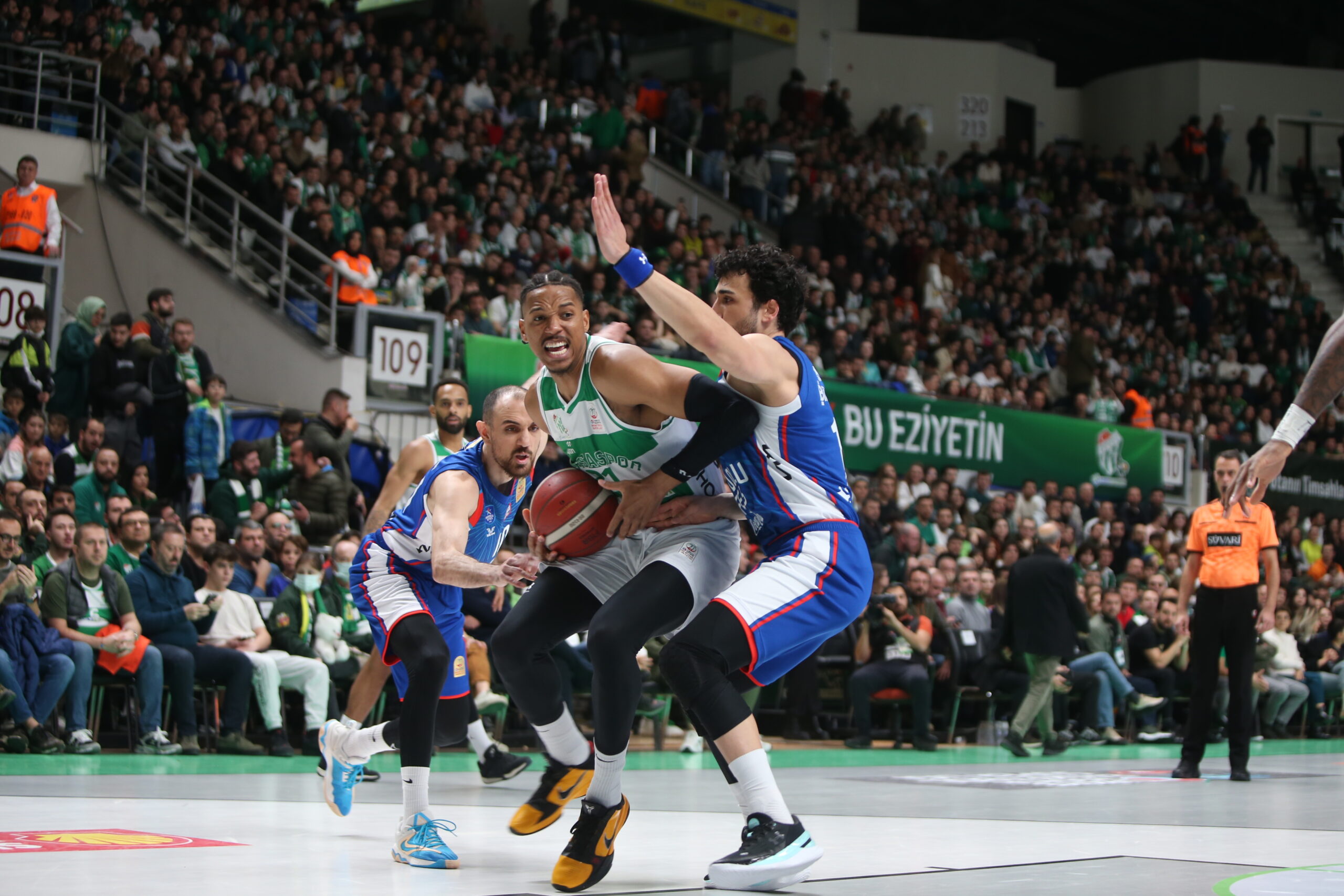 Potanın Timsahları play-off yolunda kritik sınavda