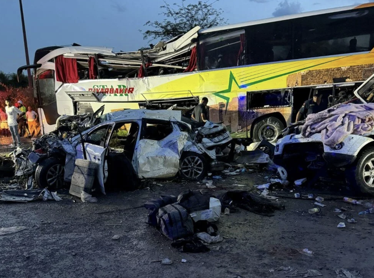 Katliam gibi kaza; Çok sayıda ölü ve yaralı…