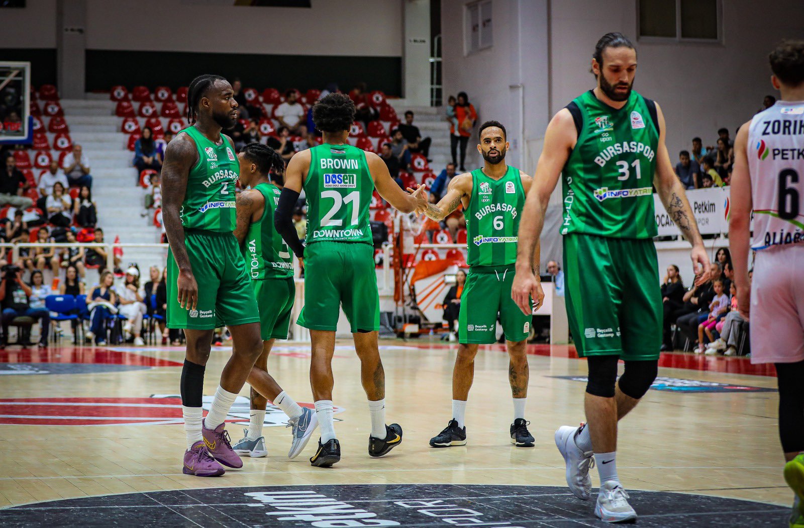 Anadolu Efes-Bursaspor İnfo Yatırım maçının tarihi belli oldu