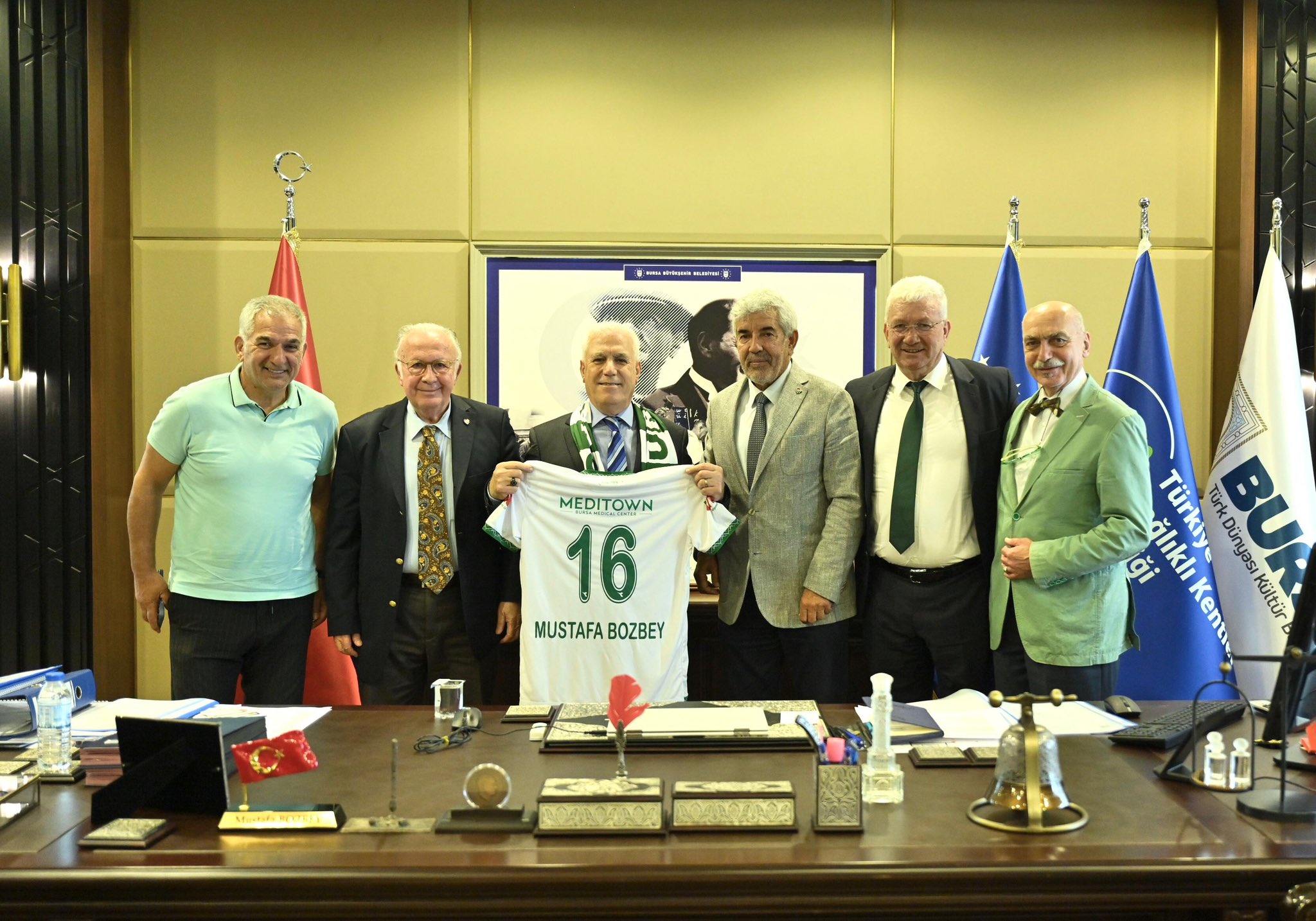 Bursaspor’dan Bozbey’e ziyaret Bursaspor’dan Bozbey’e ziyaret