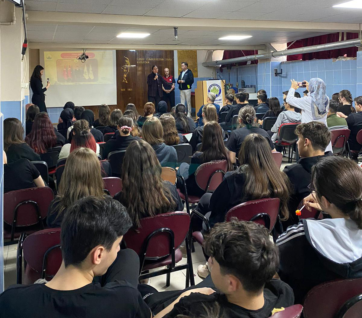 Dünya İklim Günü’nde Osmangazi’de öğrenciler bilgilendirildi