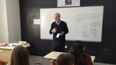 Lisede dehşet! Okuldan atılan öğrenci müdüre kurşun yağdırdı