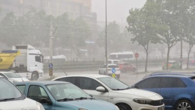 Bursa yağmura teslim