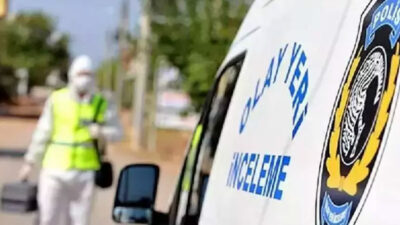 3 yaşındaki çocuk, kendisini vurdu