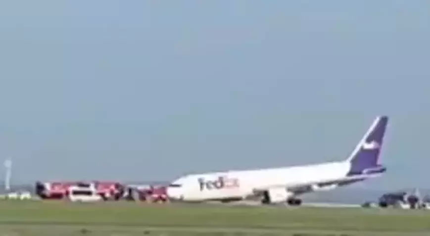 İstanbul Havalimanı’nda kargo uçağı gövdesi üzerine iniş yaptı