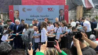 Bakan Tekin: Çocuklarımız güçlü yarınlara yürüyecekler