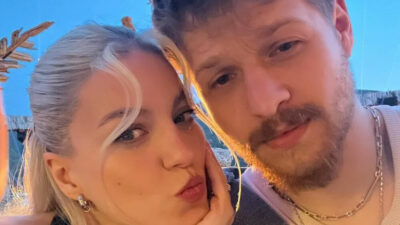 Burak Yörük sevgilisine evlenme teklifi etti