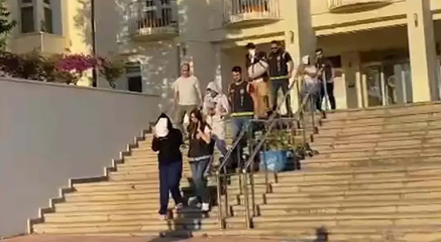 Bodrum’da fuhuş operasyonu! 17 kadın kurtarıldı