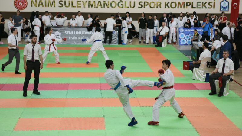 Yıldırım bir şampiyonaya daha ev sahipliği yapıyor Bursa'da Emir Buğra Gencan Bursa Karate Ligi heyecanı başladı. Yıldırım