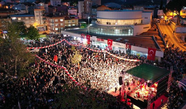 Osmangazi Gençlik ve Spor Şöleni Başlıyor! Bakın hangi ünlü isimler geliyor… Osmangazi Gençlik ve Spor Şöleni Başlıyor! Bakın hangi ünlü isimler geliyor…
