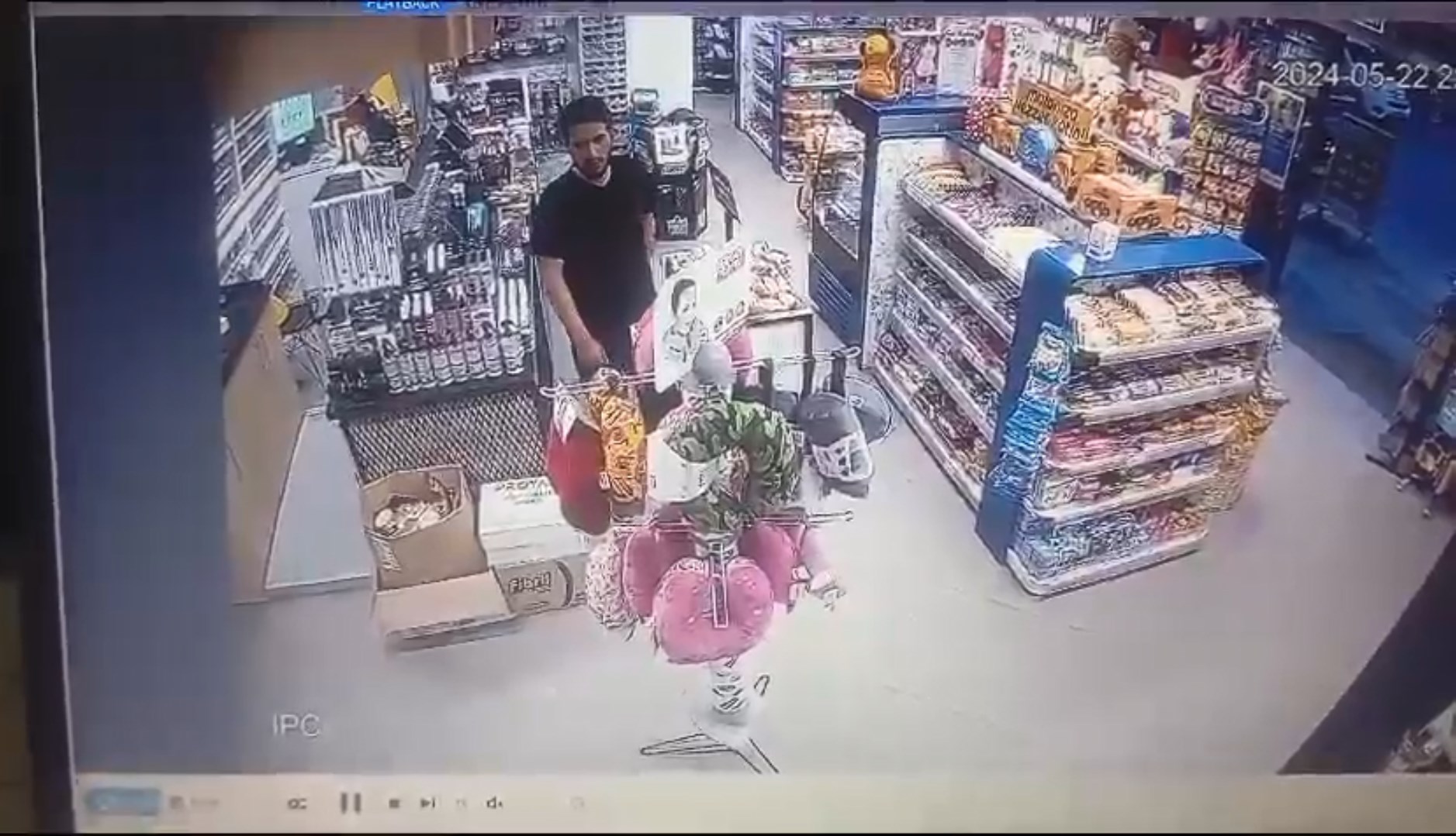 Bursa’da akaryakıt istasyonundan hırsızlık