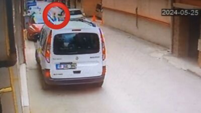 Bursa’da aniden yola çıktı, aracın altında kaldı