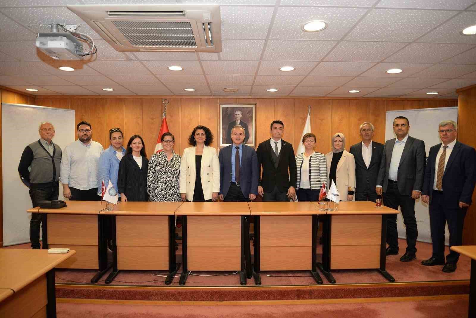 Bursa’da çay ve kahve posaları komposta dönüşecek