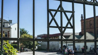 Polonya’da sinagoga molotof kokteylli saldırı