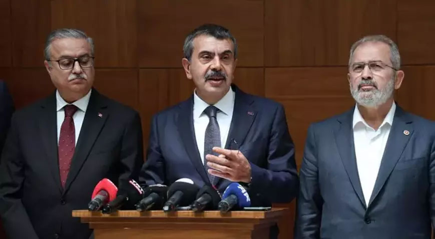 Bakan Tekin’den yeni müfredatla ilgili açıklama