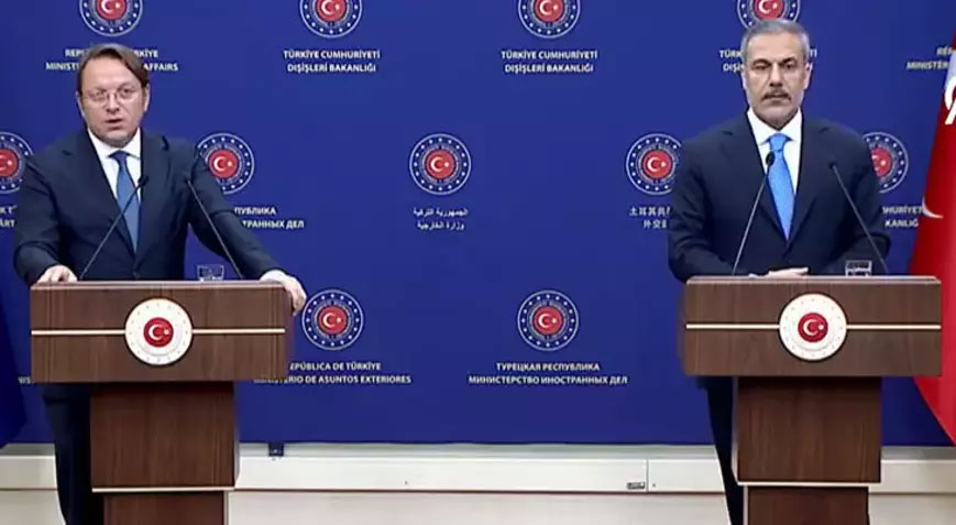 Bakan Fidan’dan ve AB Komiseri’nden peş peşe vize serbestisi açıklaması Bakan Fidan’dan ve AB Komiseri’nden peş peşe vize serbestisi açıklaması