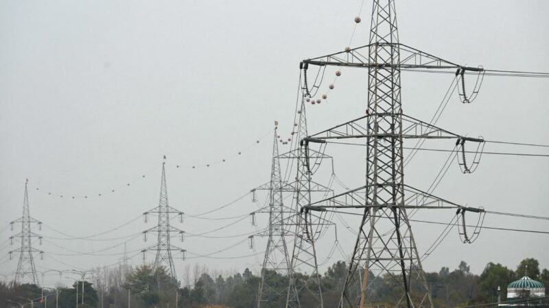 Türkiye’nin elektrikte kurulu gücü 184 bin megavatı geçecek