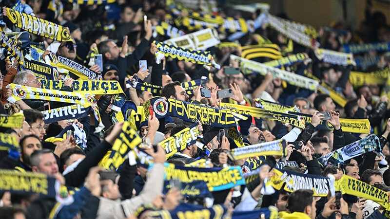 Fenerbahçe Spor Kulübü 117 yaşında Türk sporunda 9 branşta faaliyet gösteren Fenerbahçe Spor Kulübü, kuruluşunun