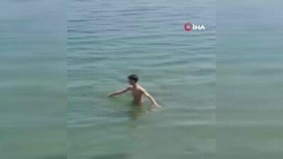 Bursa’da çocuklar denizde buldu! Hemen sahile taşıdılar