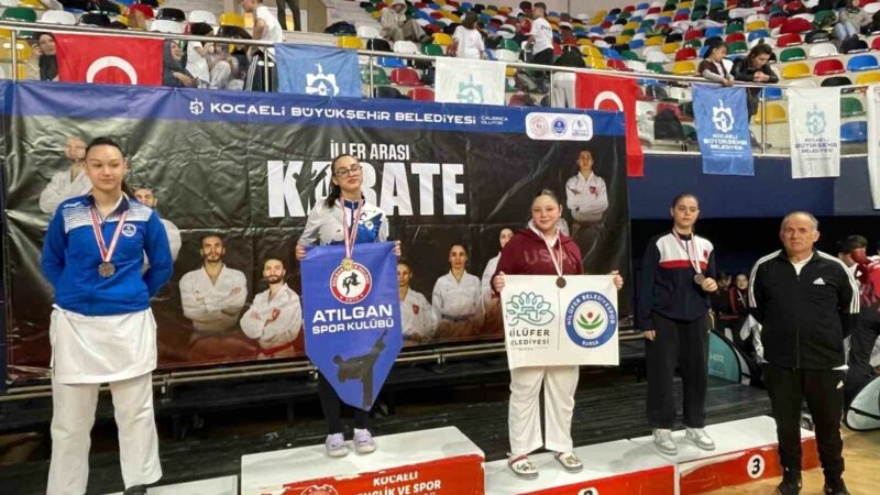 Nilüfer Belediyespor’dan karatede 1 altın 2 bronz madalya Nilüfer Belediyespor Kulübü’nün başarılı karatecileri, Kocaeli Ligi 3. ve final