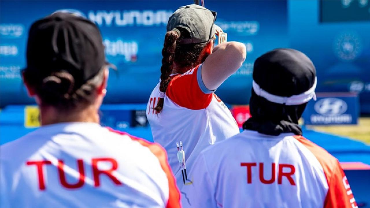 Milli okçular Avrupa Şampiyonu oldu Milli okçular Avrupa Şampiyonu oldu