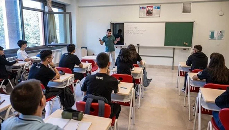 Yeni müfredat onaylandı: Neler değişecek?