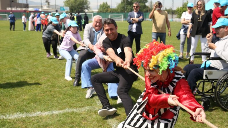 Nilüfer Spor Şenlikleri’nin en özel etkinliği Heyecanlı müsabakaların yapıldığı 22. Nilüfer Uluslararası Spor Şenlikleri’nde bu defa