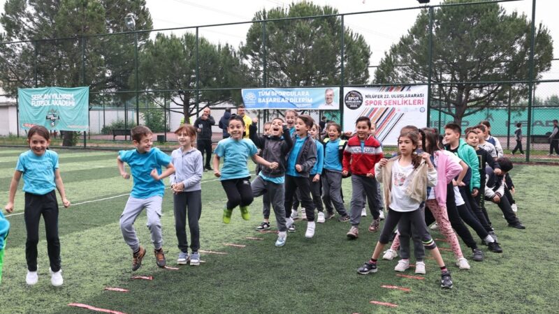 Nilüfer 22’nci Uluslararası Spor Şenlikleri, öğrencilere yönelik geleneksel oyunlar etkinliğiyle
