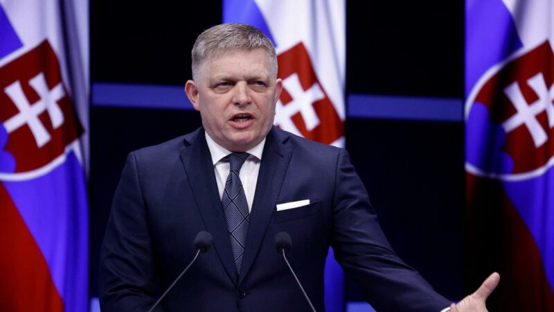 Slovakya Başbakanı’na silahlı saldırı