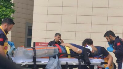 Bursa’da şenlikte traktör araçtan fırlayan sürücünün üzerinden geçti