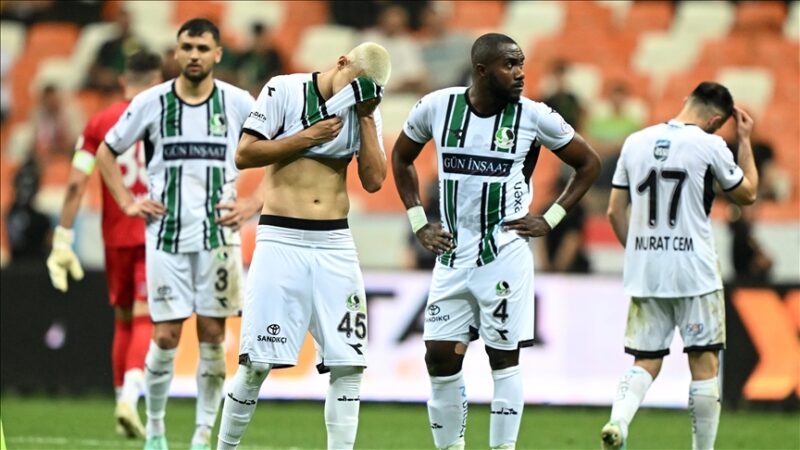 Trendyol 1. Lig play-off finalinde Bodrum FK'ye 3-1 yenilen Sakaryaspor'un