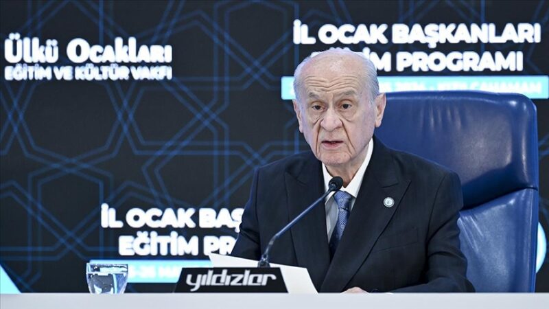 Ülkü Ocakları'nın Kızılcahamam kampı başladı. Toplantıya katılan Milliyetçi Hareket Partisi