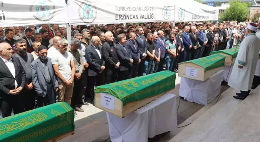 Maden ocağından çıkarılan 5 işçi için cenaze töreni düzenlendi