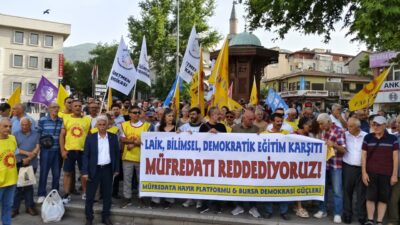 Bursa’da yeni müfredat protestosu