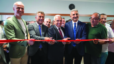 Bursa’da iş ve siyaset dünyasını buluşturan açılış