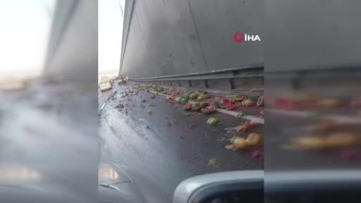 Yer: Bursa… Karpuzlar yola döküldü