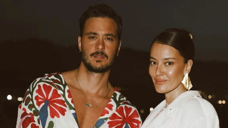 Anıl Altan boşanma haberlerinin perde arkasını açıkladı 2016 yılında dünyaevine giren, üç yıl sonra da ikiz kızlarına